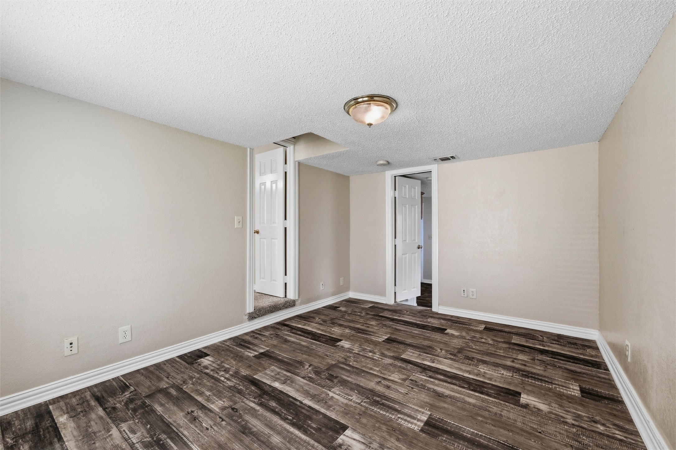 317 12th Street Grand Prairie TX 75051