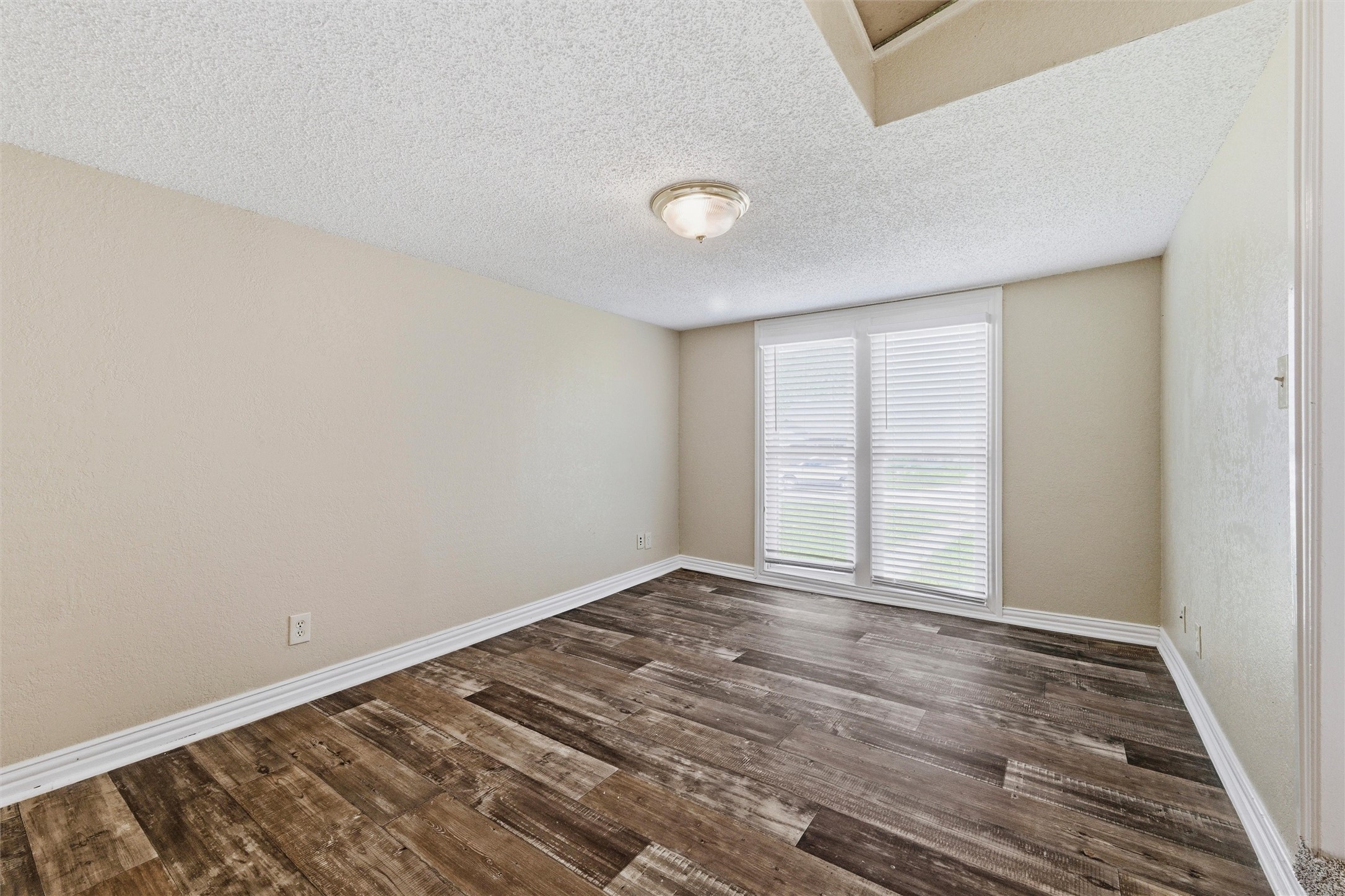 317 12th Street Grand Prairie TX 75051