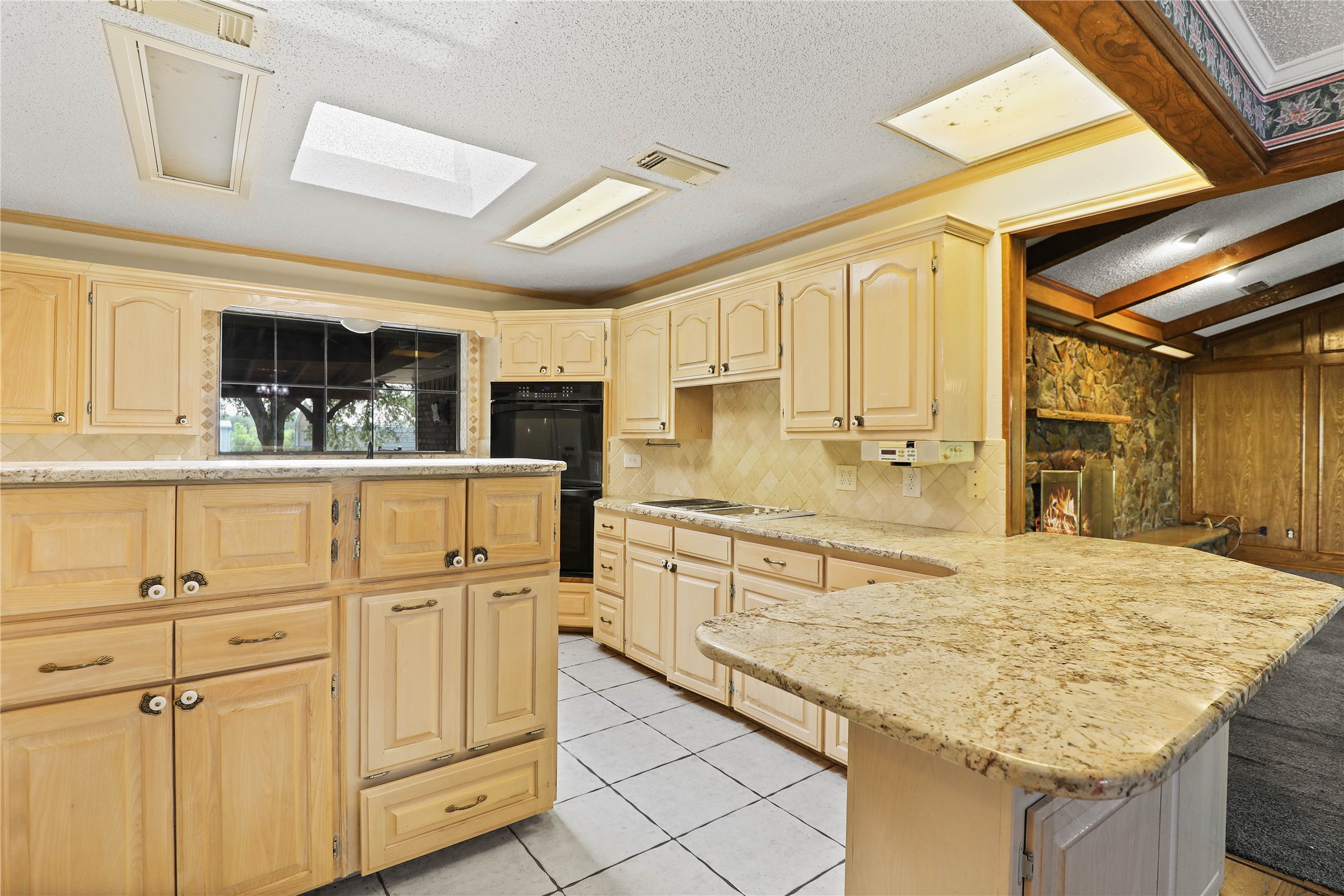 302 Wilcoxson Street Farmersville TX 75442