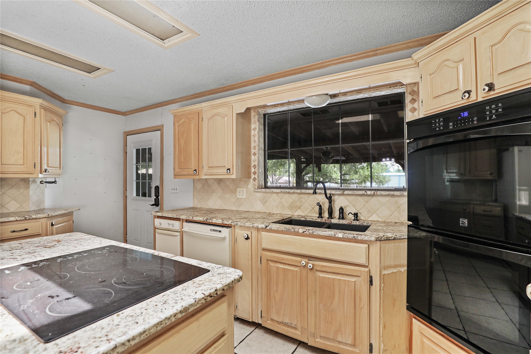 302 Wilcoxson Street Farmersville TX 75442