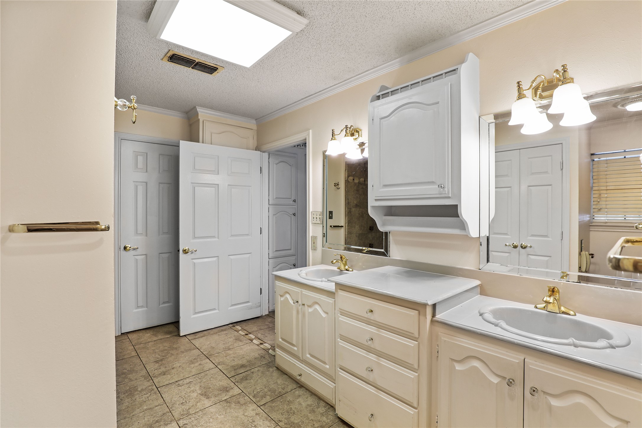 302 Wilcoxson Street Farmersville TX 75442