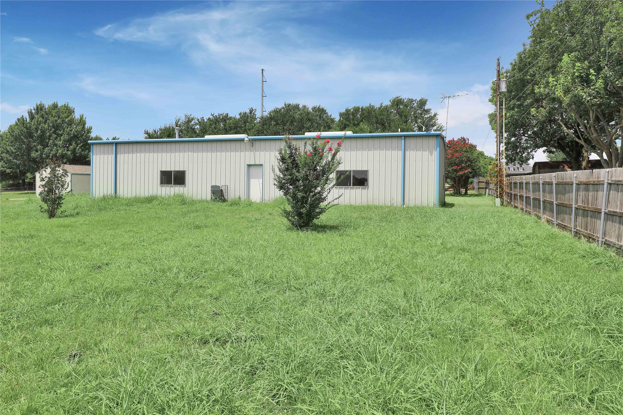 302 Wilcoxson Street Farmersville TX 75442