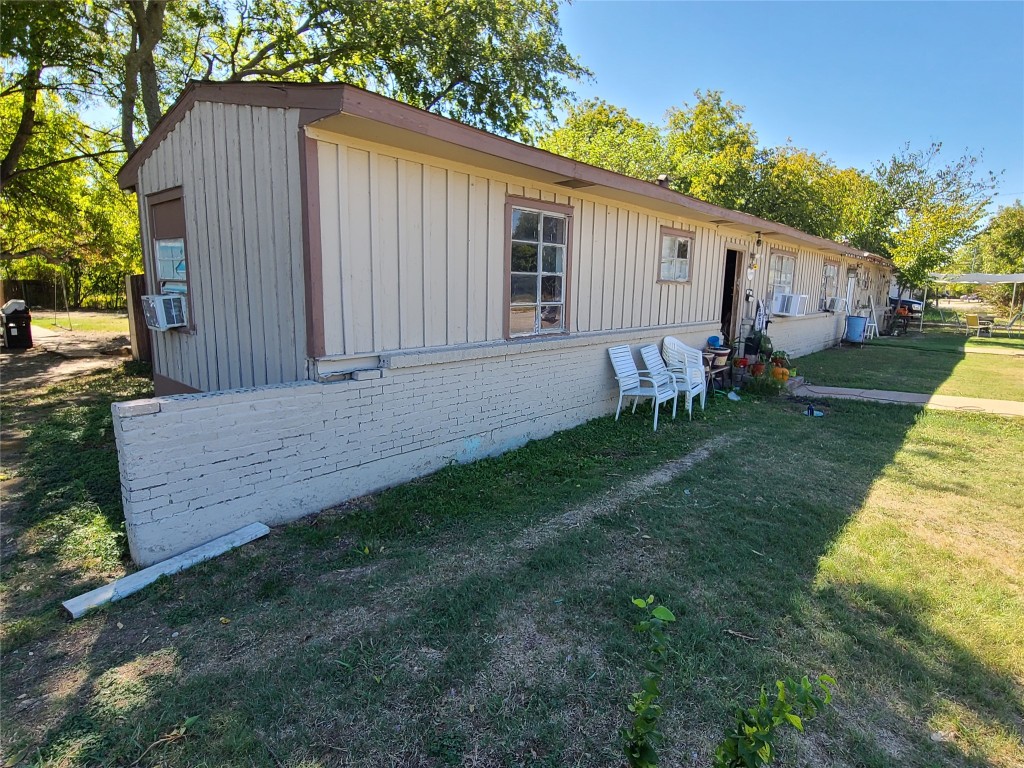 1403 Turner Parkway Grand Prairie TX 75051
