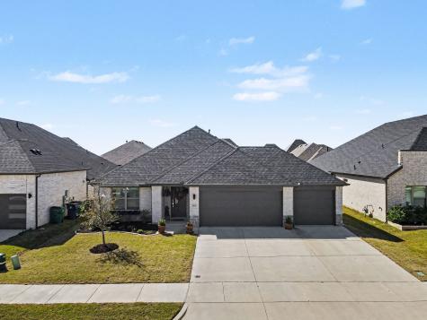 464 Sugarlands Drive Waxahachie TX 75165