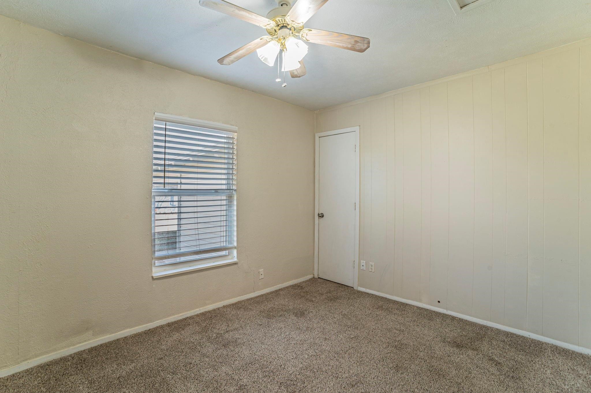 900 Elizabeth Boulevard Granbury TX 76048