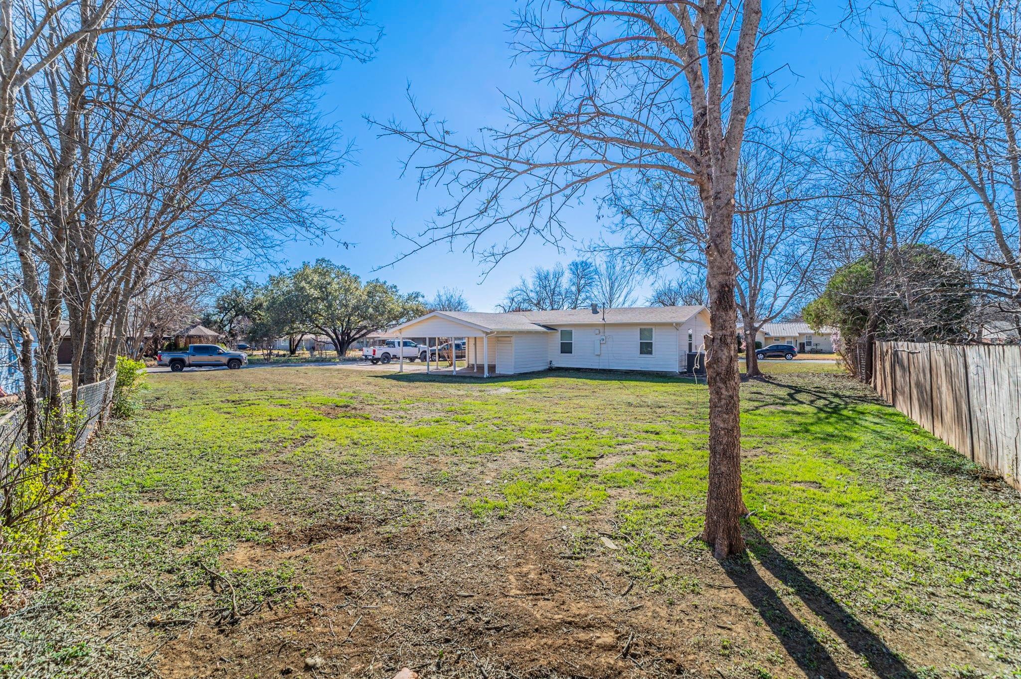 900 Elizabeth Boulevard Granbury TX 76048