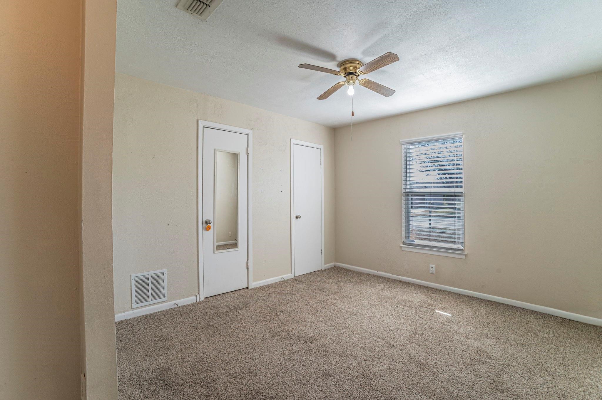 900 Elizabeth Boulevard Granbury TX 76048