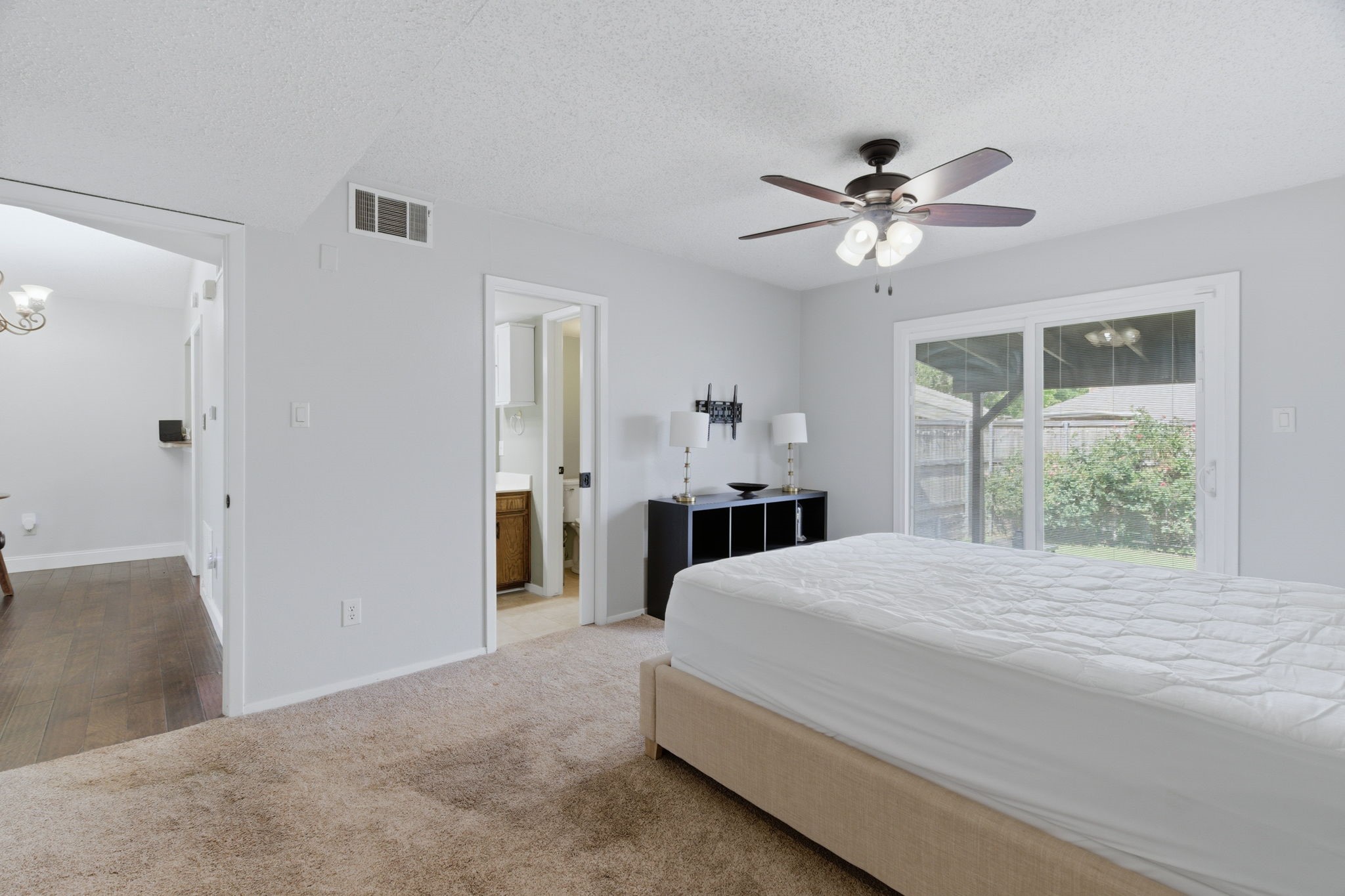 633 Hunters Glen Street Lewisville TX 75067