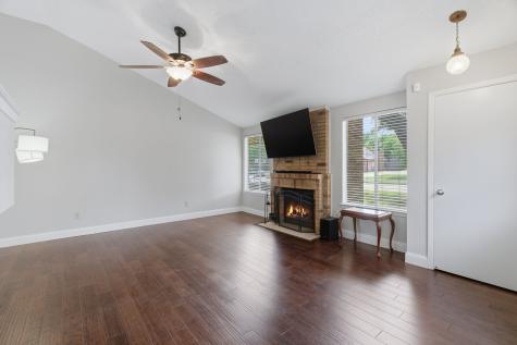 633 Hunters Glen Street Lewisville TX 75067