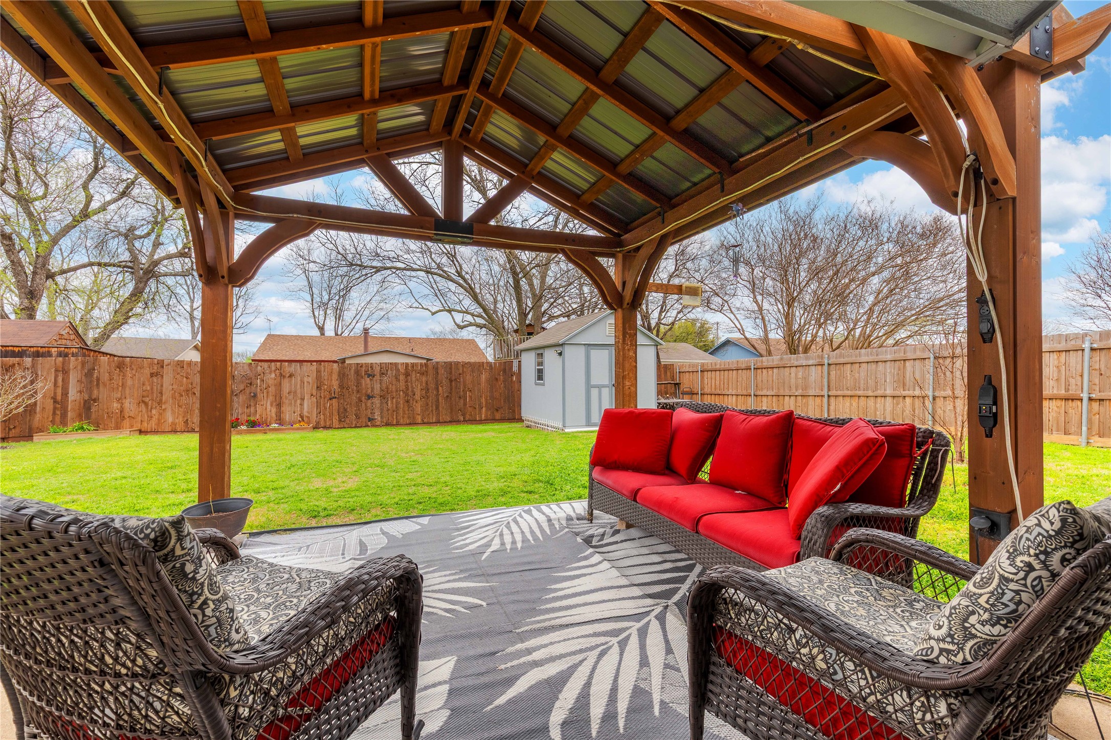 1028 Sunset Drive Garland TX 75040