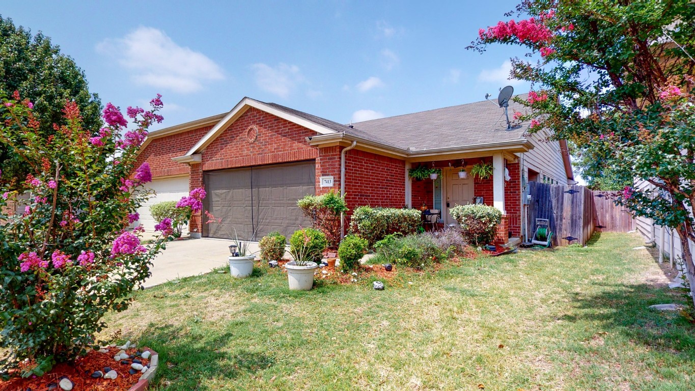 7413 Lazy Spur Boulevard Fort Worth TX 76131