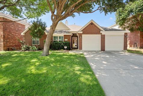 8433 Ladina Place Fort Worth TX 76131