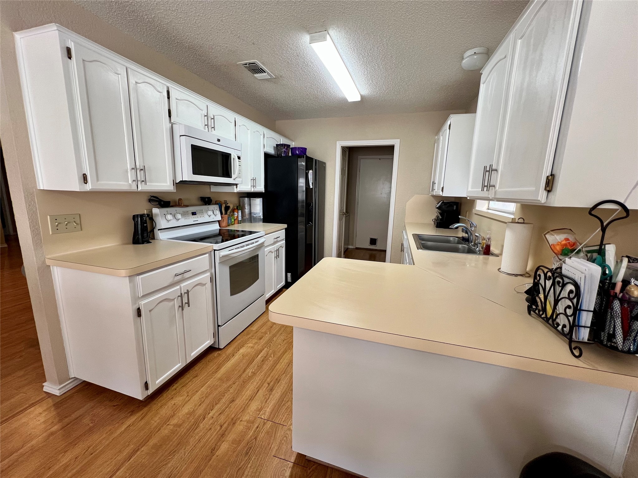 5920 Hilltop Drive Watauga TX 76148