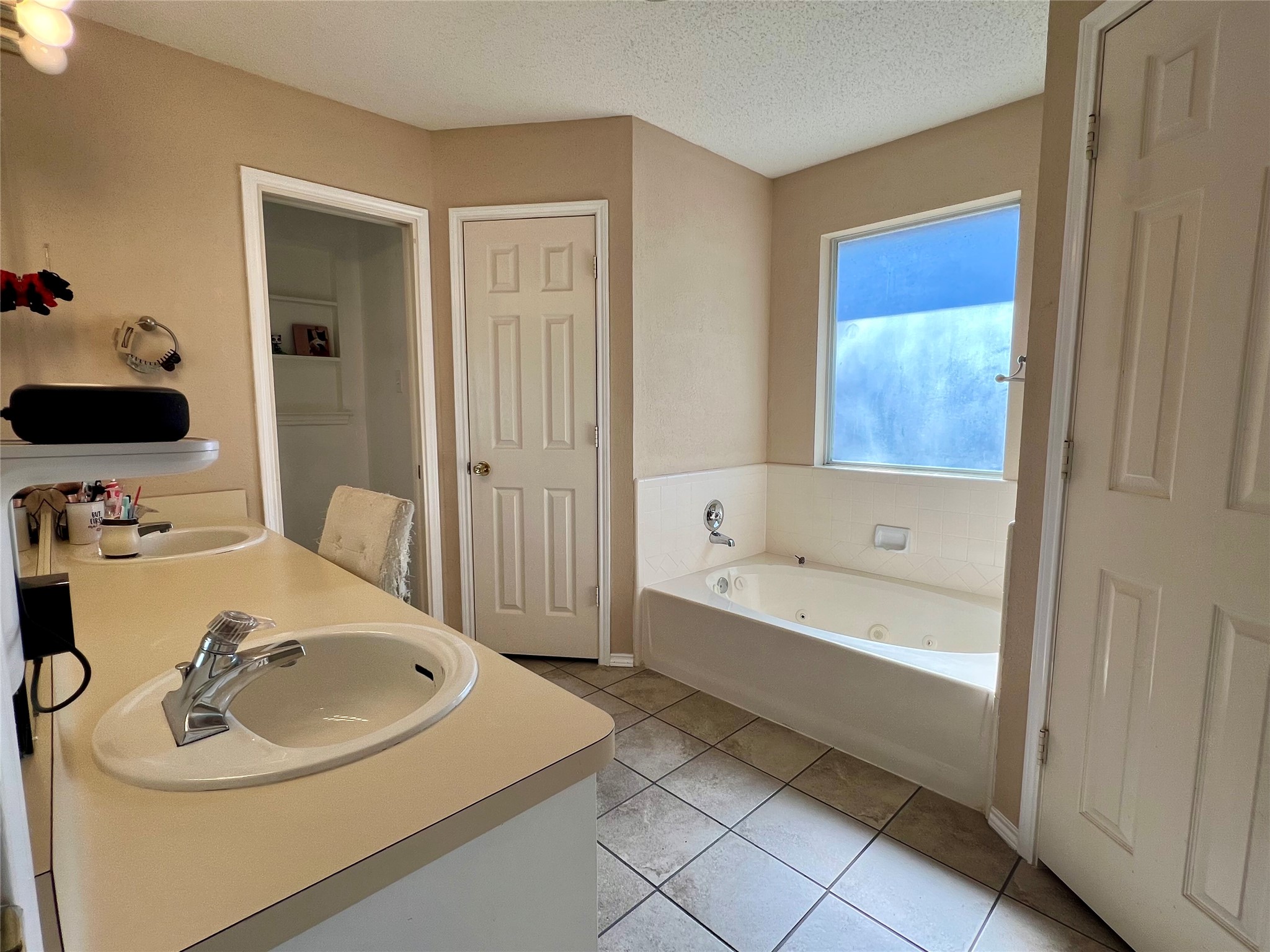 5920 Hilltop Drive Watauga TX 76148