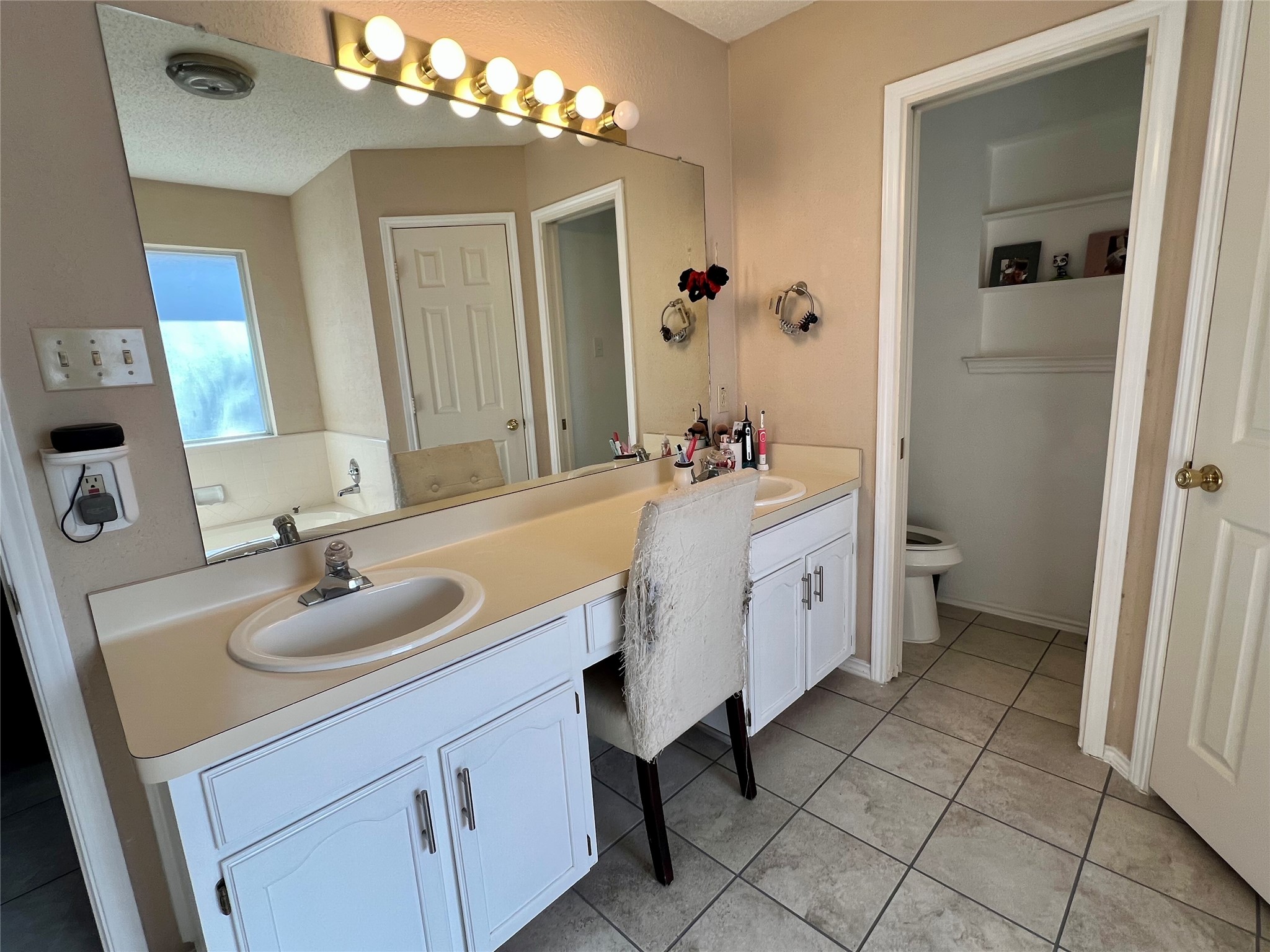 5920 Hilltop Drive Watauga TX 76148