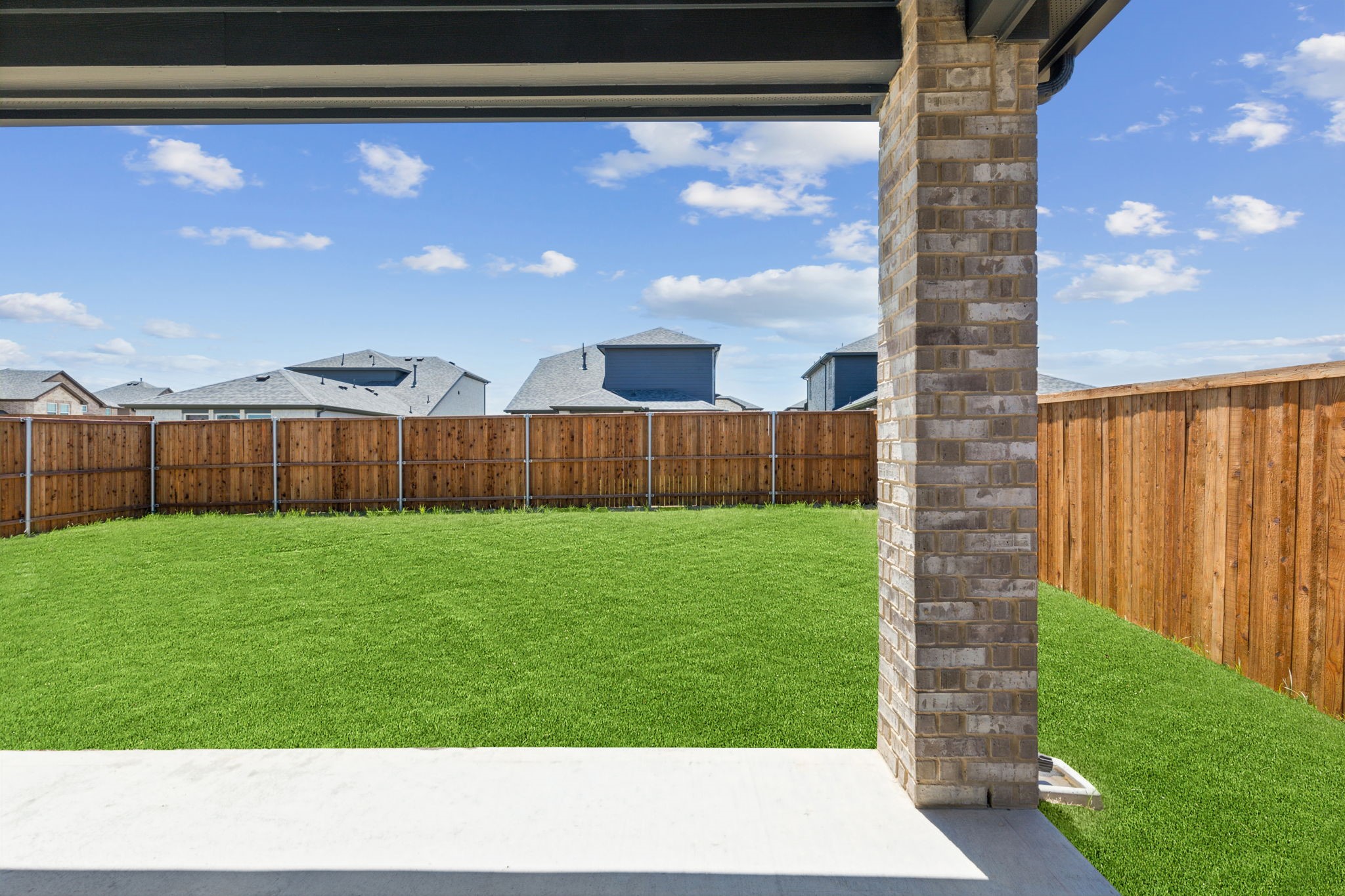 1218 Sydney Lane Seagoville TX 75159