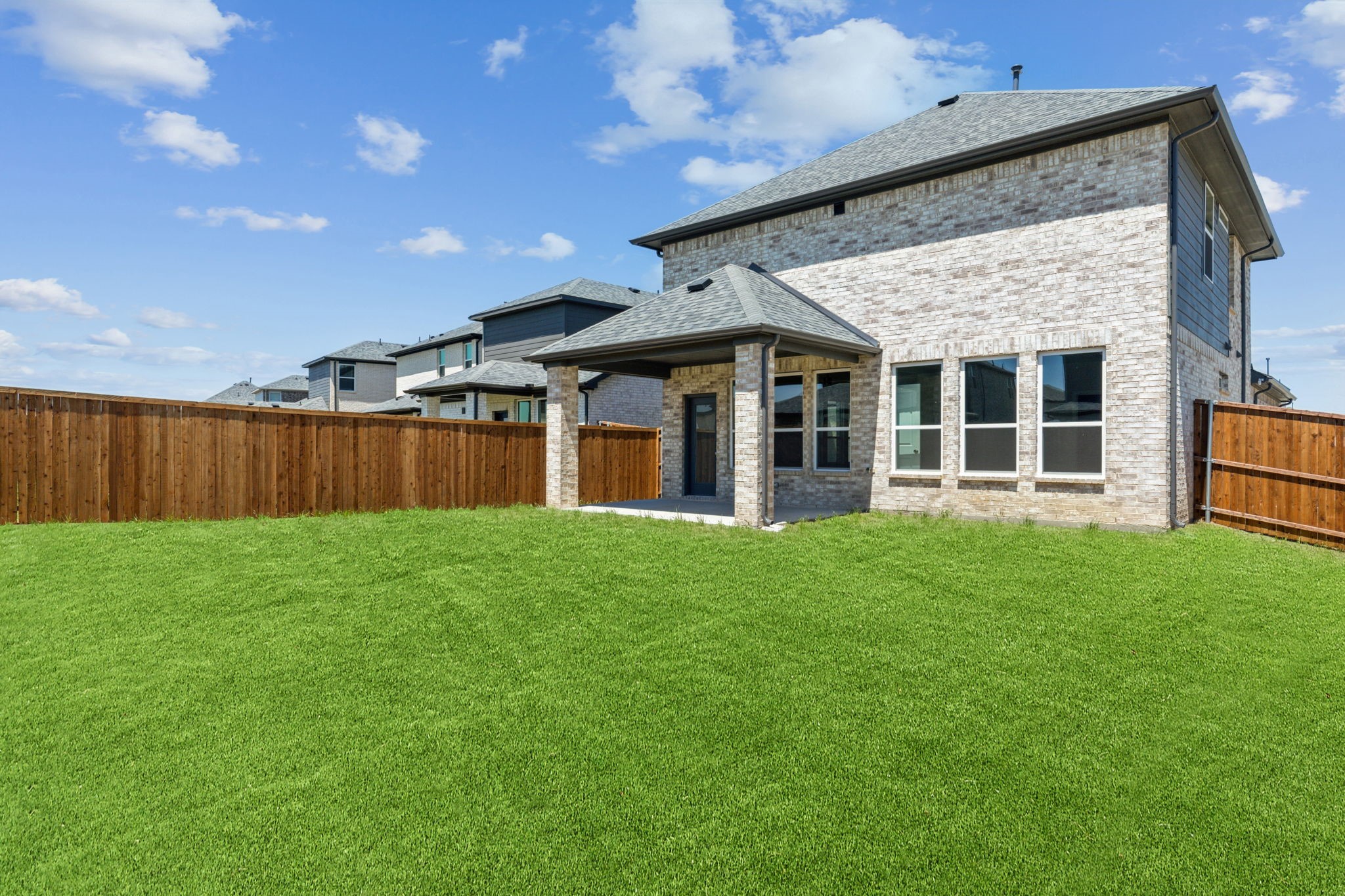 1218 Sydney Lane Seagoville TX 75159