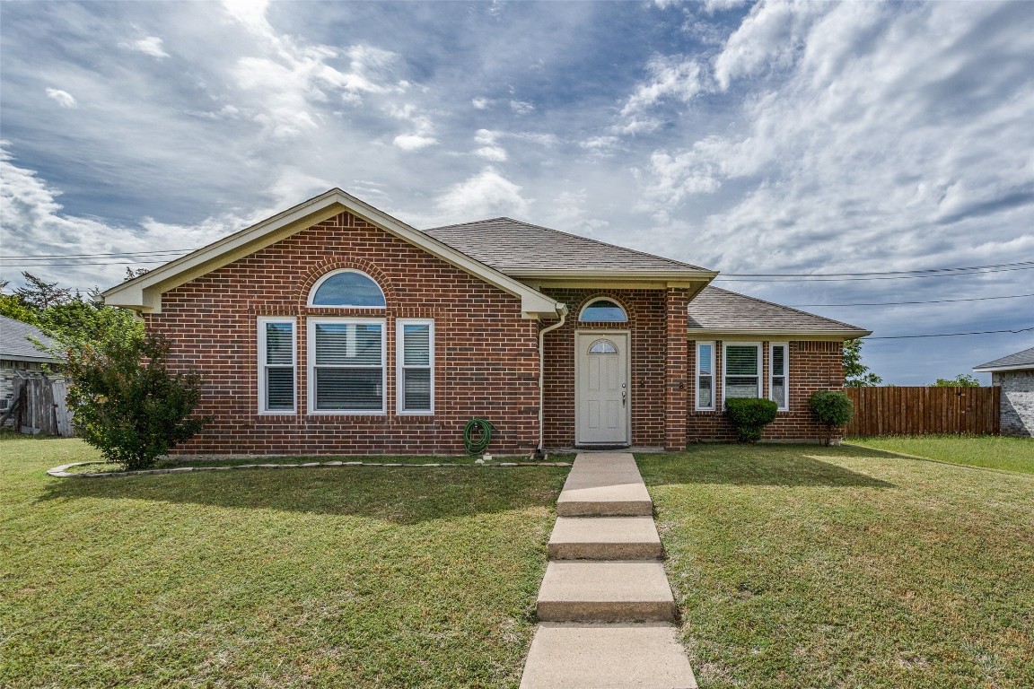 7416 Wood Slope Drive Dallas TX 75249