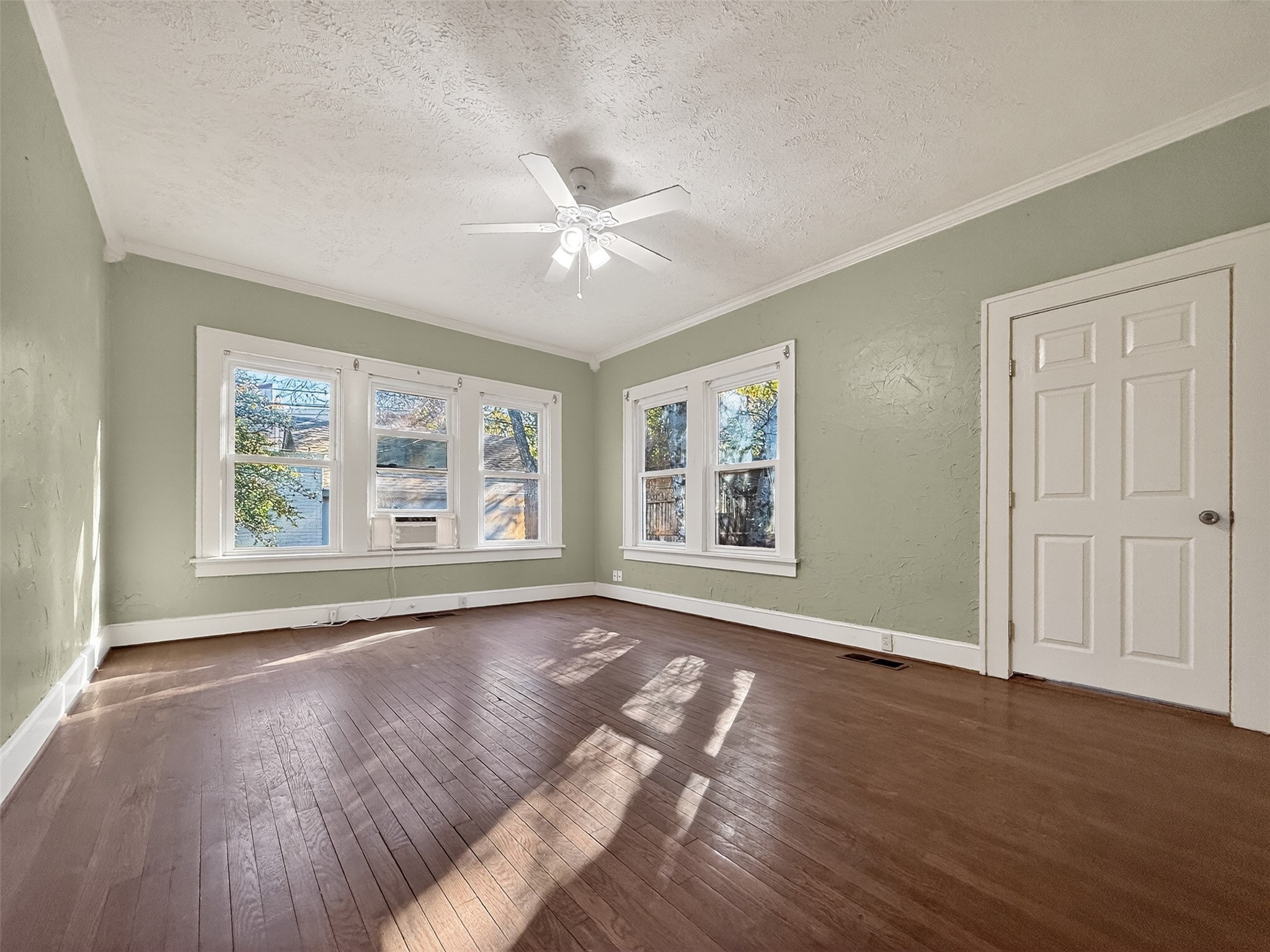 2601 S University Drive Fort Worth TX 76109