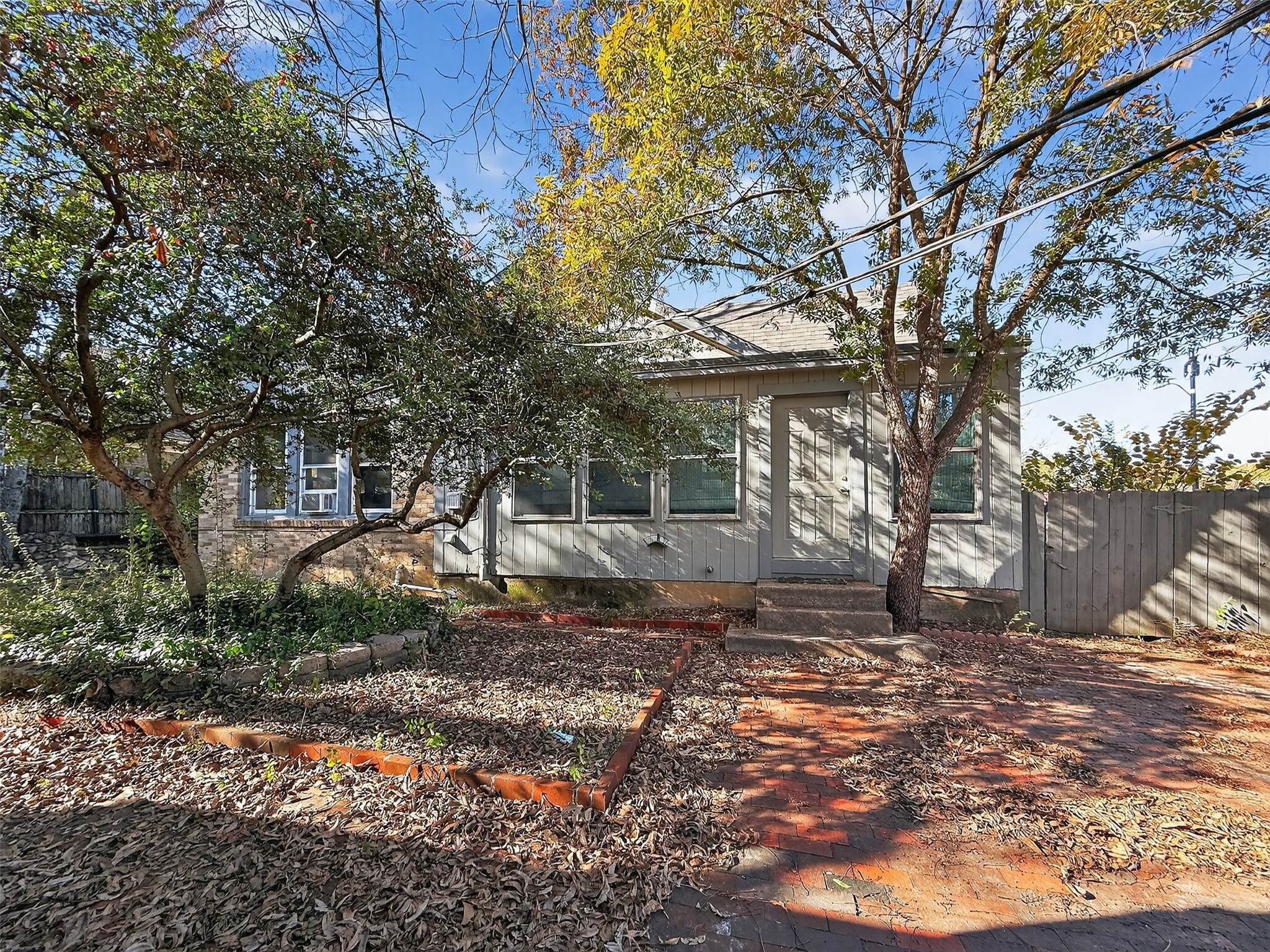 2601 S University Drive Fort Worth TX 76109