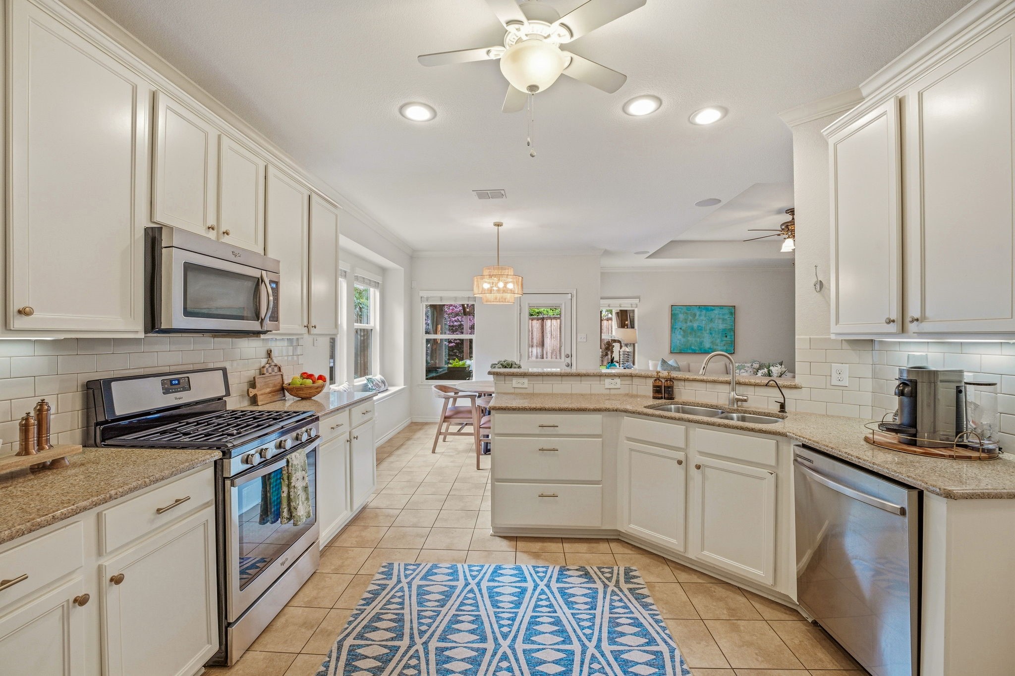 713 N Bailey Avenue Fort Worth TX 76107