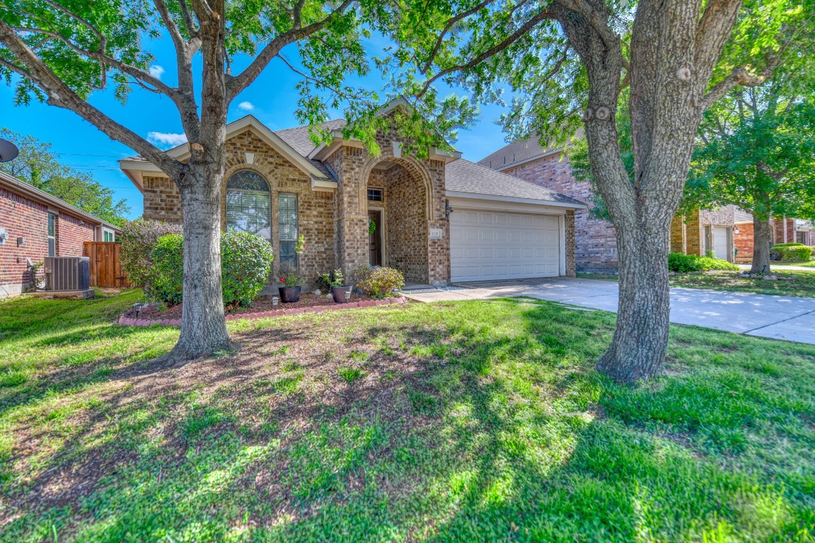 1121 Nocona Drive Mckinney TX 75071