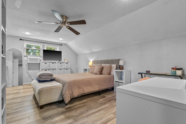 1401 Apache Street Arlington TX 76012