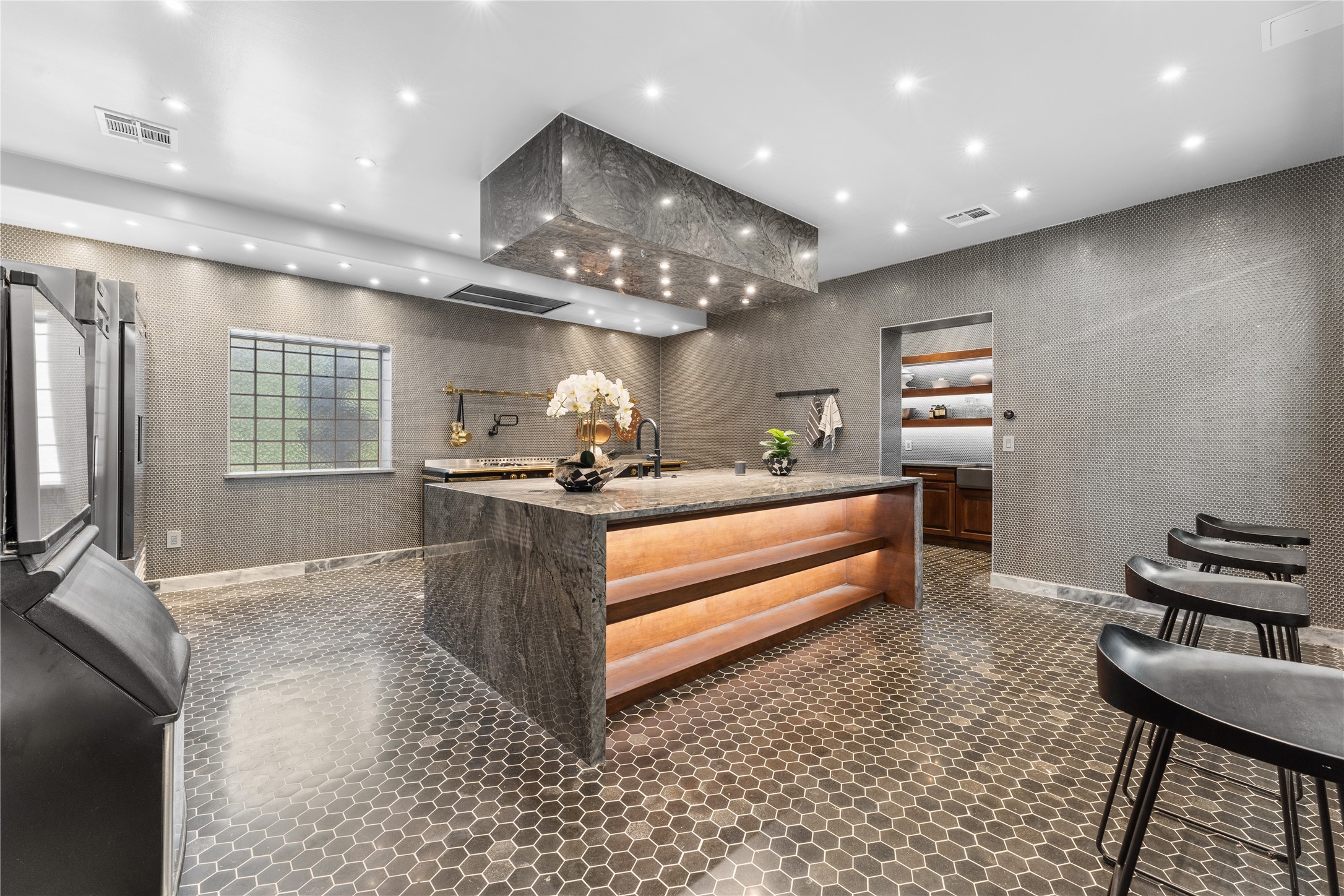 1400 S Gribble Street Sherman TX 75090