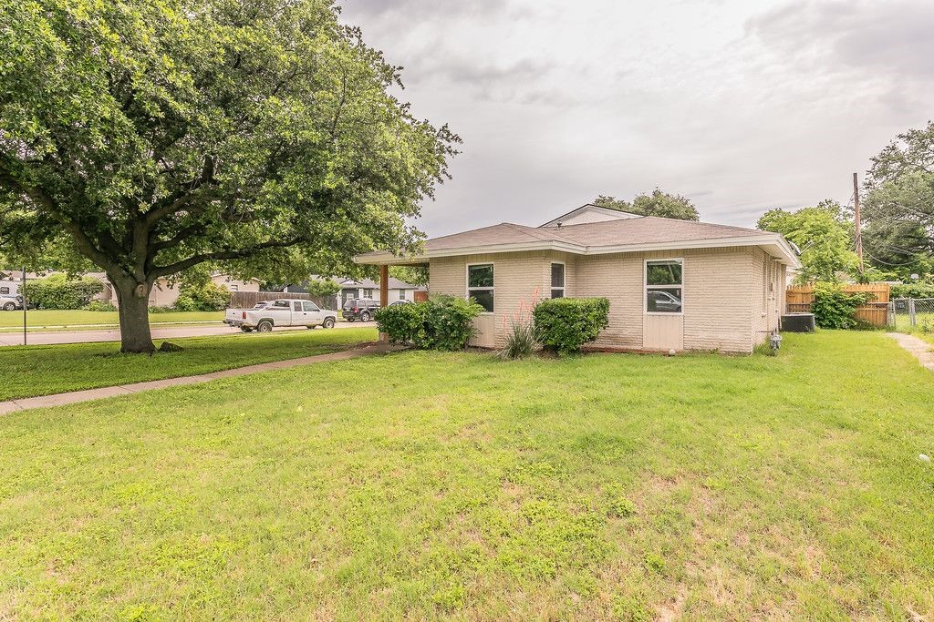 801 Hillcrest Drive Arlington TX 76010