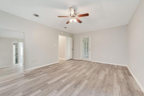 443 Dinalynn Street Mesquite TX 75149