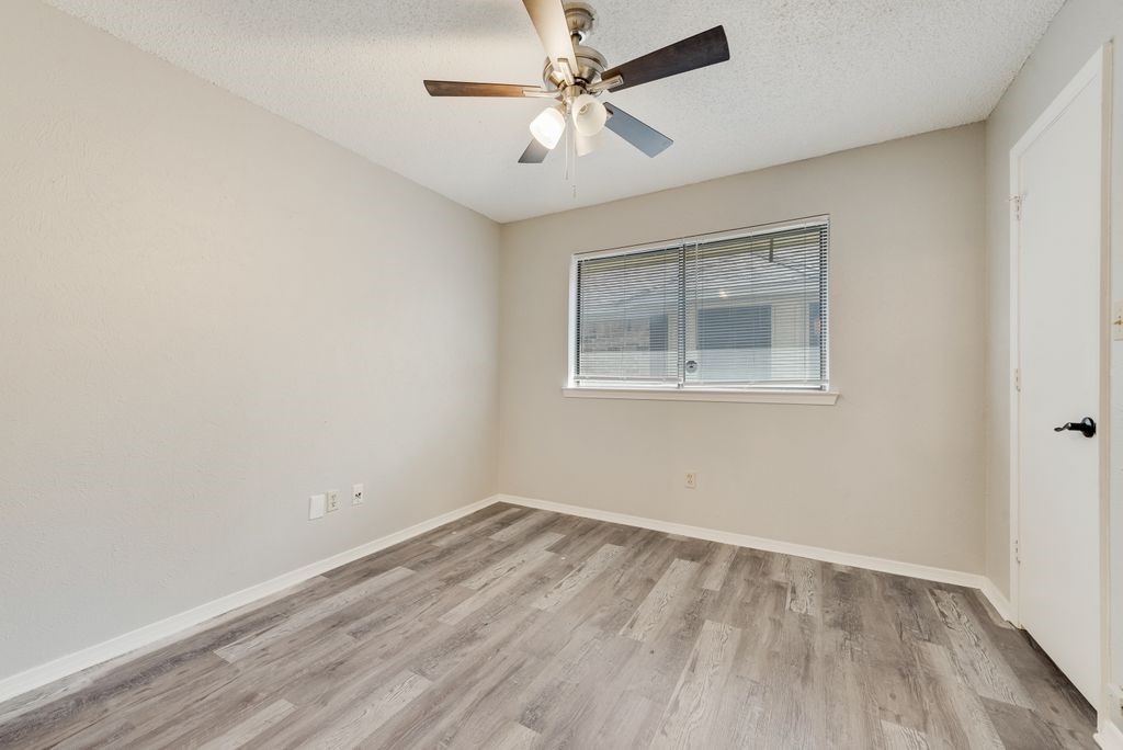 443 Dinalynn Street Mesquite TX 75149