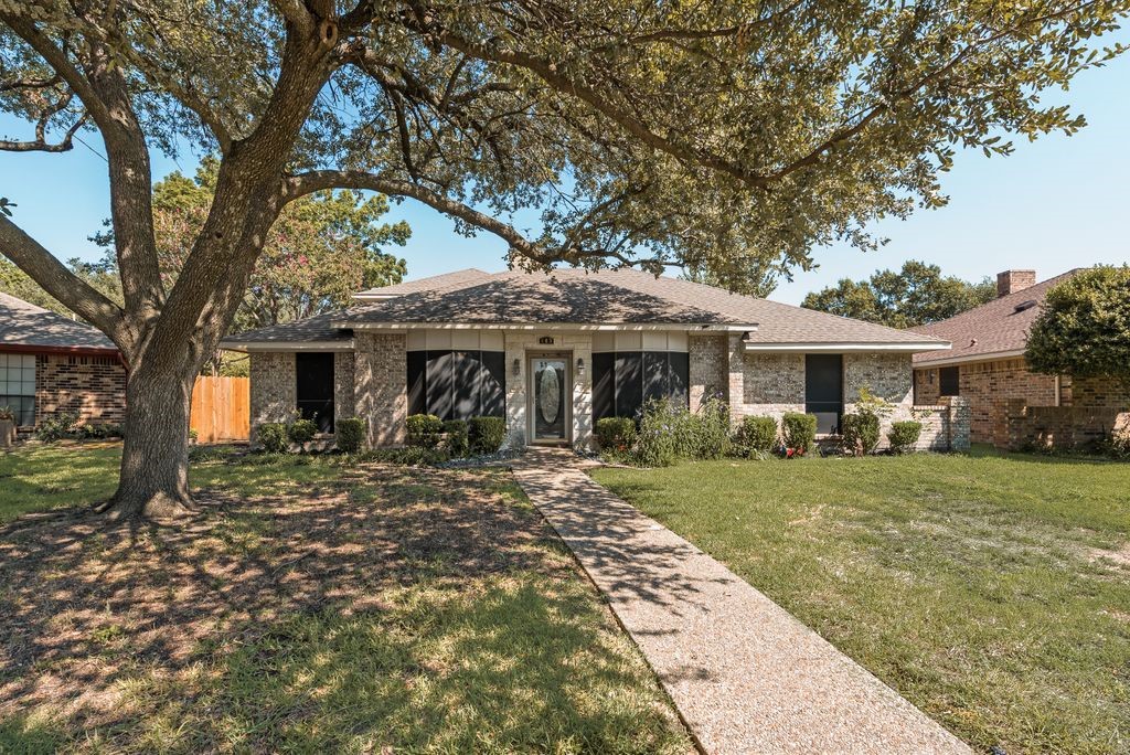 443 Dinalynn Street Mesquite TX 75149