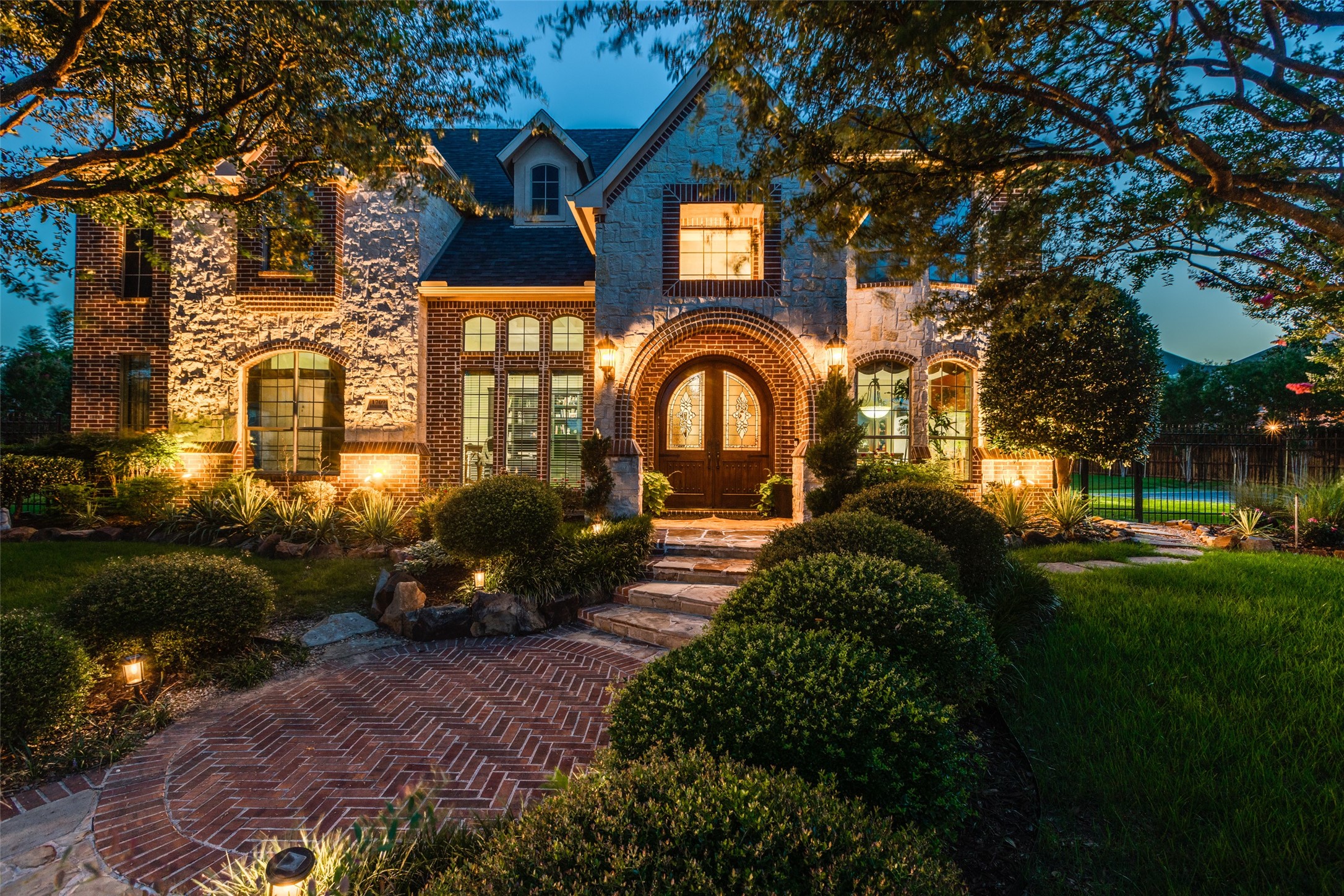 1709 Woodsboro Court Allen TX 75013