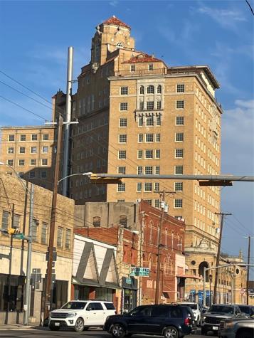 1702 NW 1st Avenue Mineral Wells TX 76067