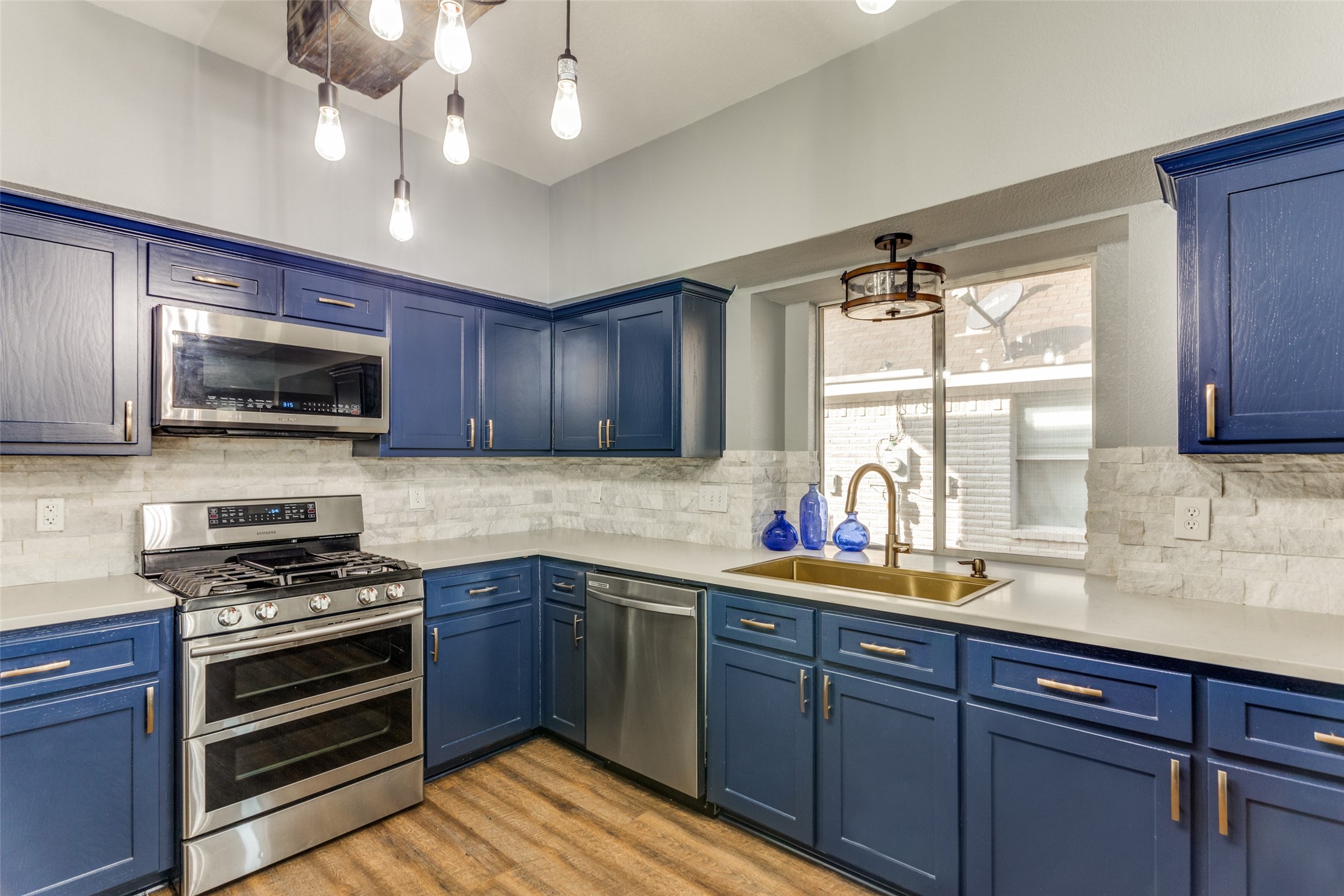 7712 Parkwood Plaza Drive Fort Worth TX 76137
