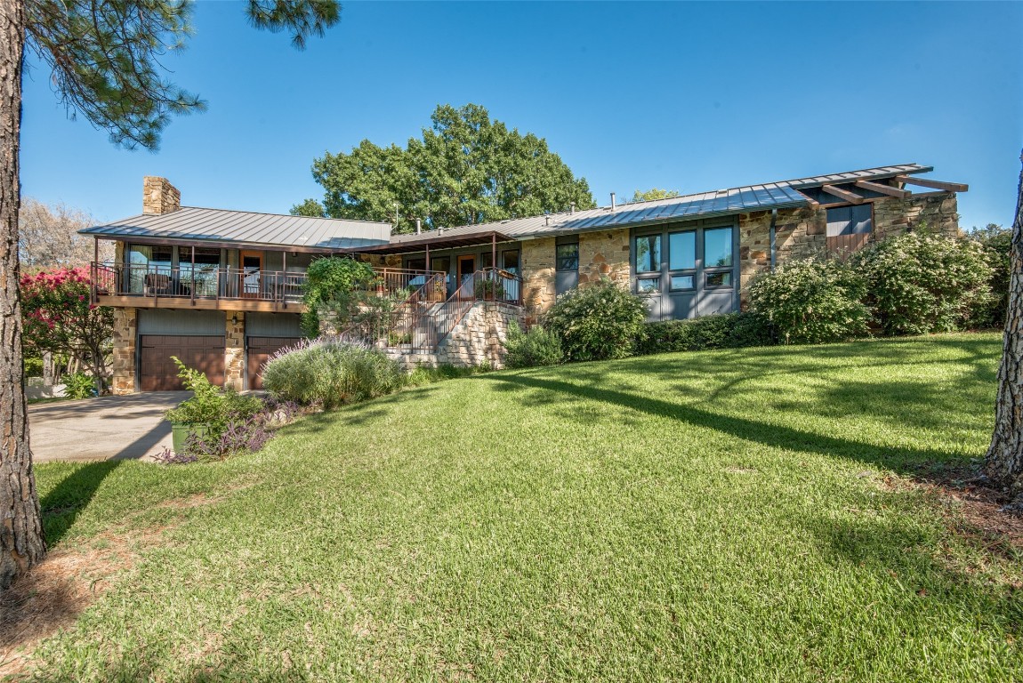 300 La Paz Court Irving TX 75062