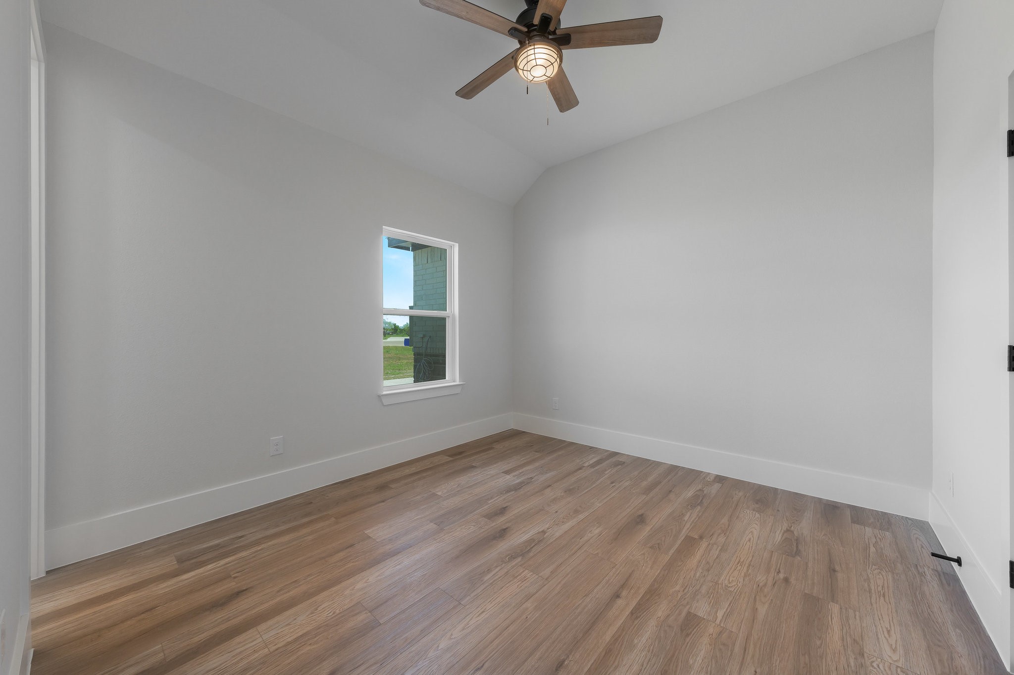 6220 Purple English Oak Royse City TX 75189