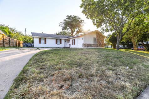 2205 Old Oaks Drive Dallas TX 75211