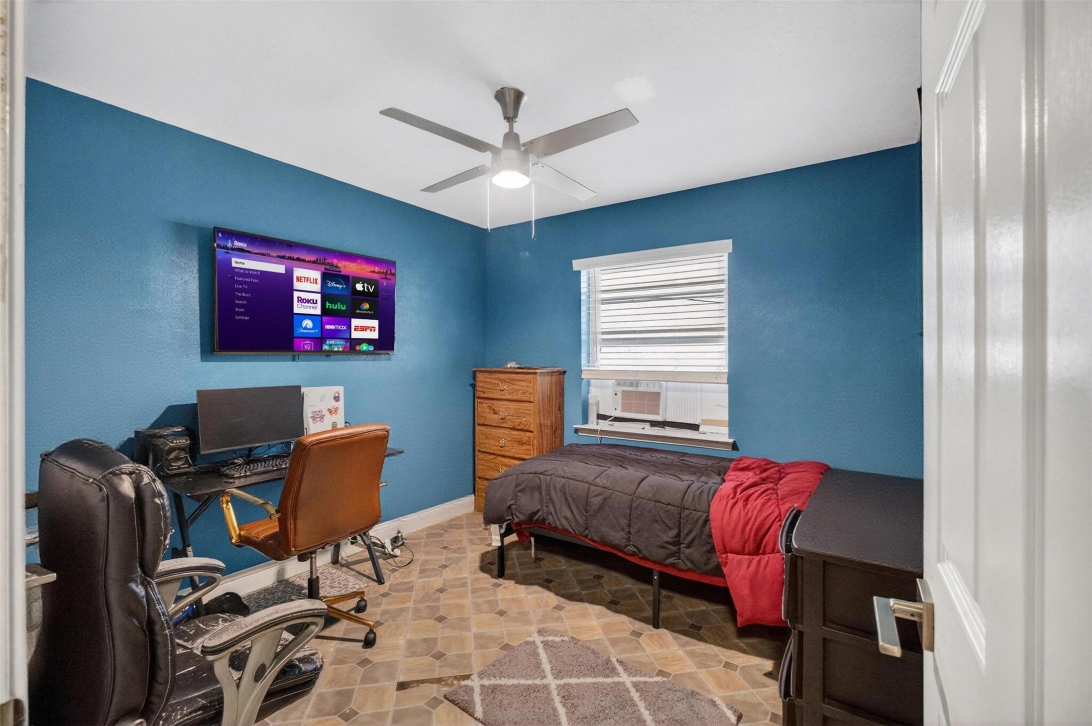 341 Blueberry Lane Grand Prairie TX 75052