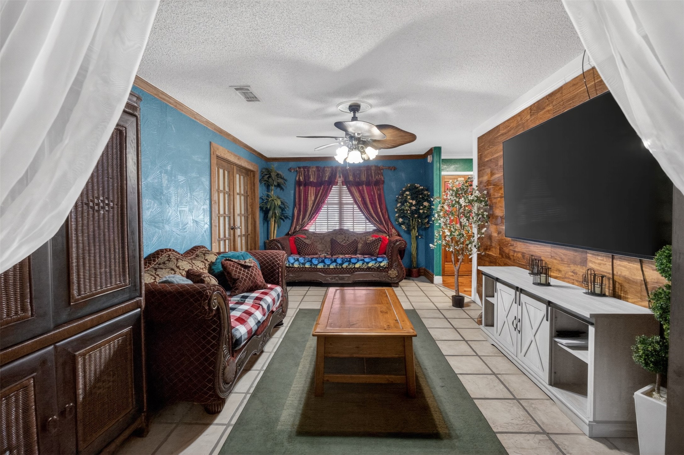341 Blueberry Lane Grand Prairie TX 75052