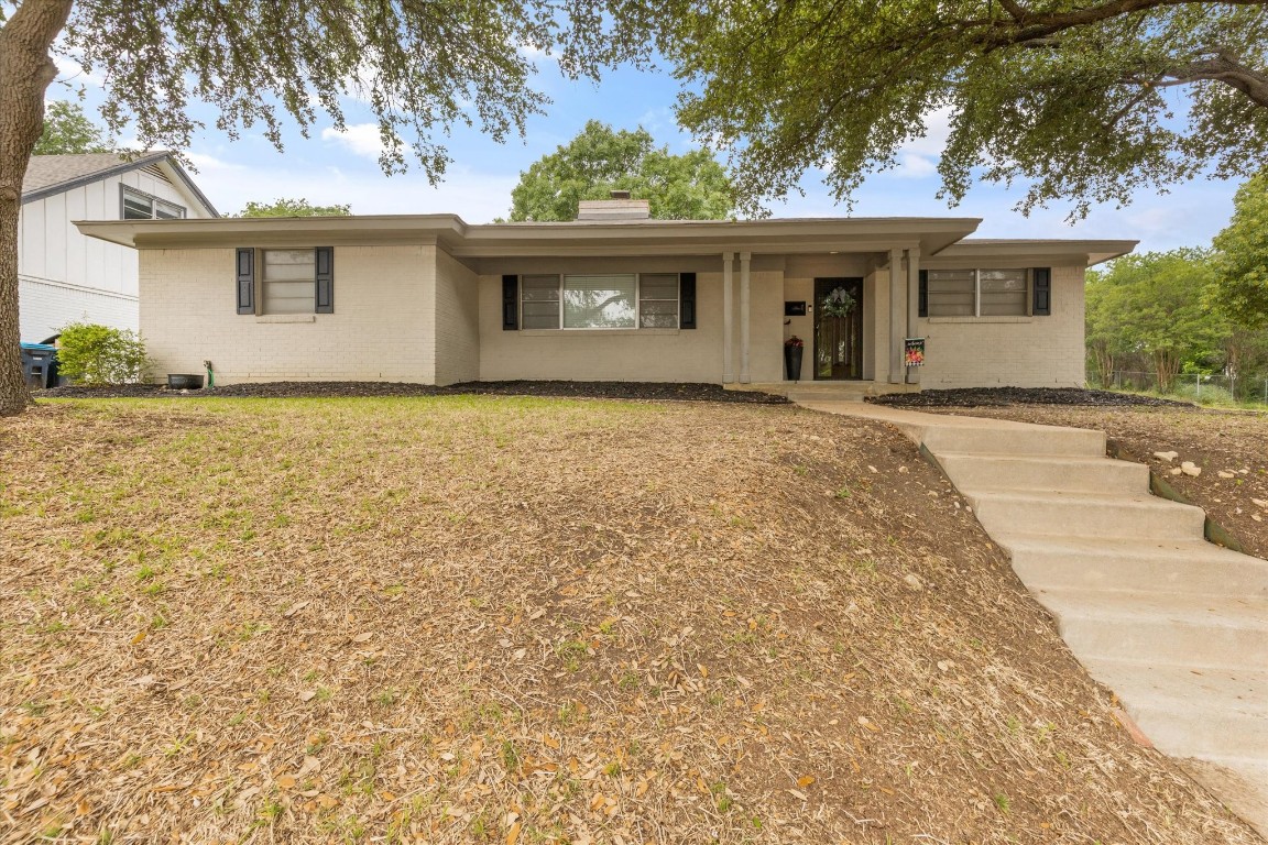 5500 Wales Avenue Fort Worth TX 76133