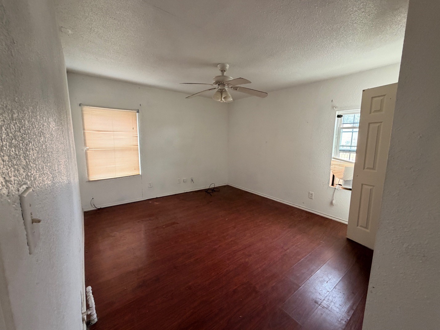 1720 E Arlington Avenue Fort Worth TX 76104