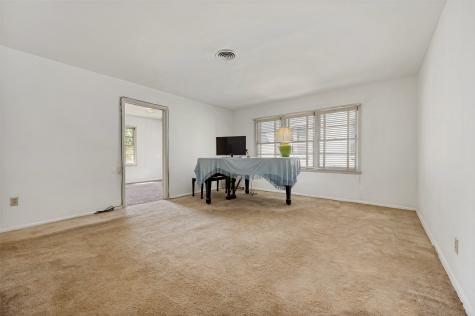 4123 Huckleberry Circle Dallas TX 75216