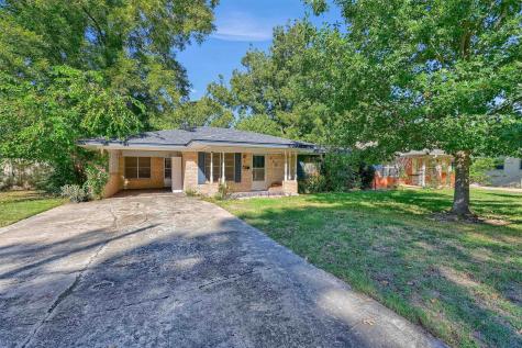 205 N Union Street Whitesboro TX 76273