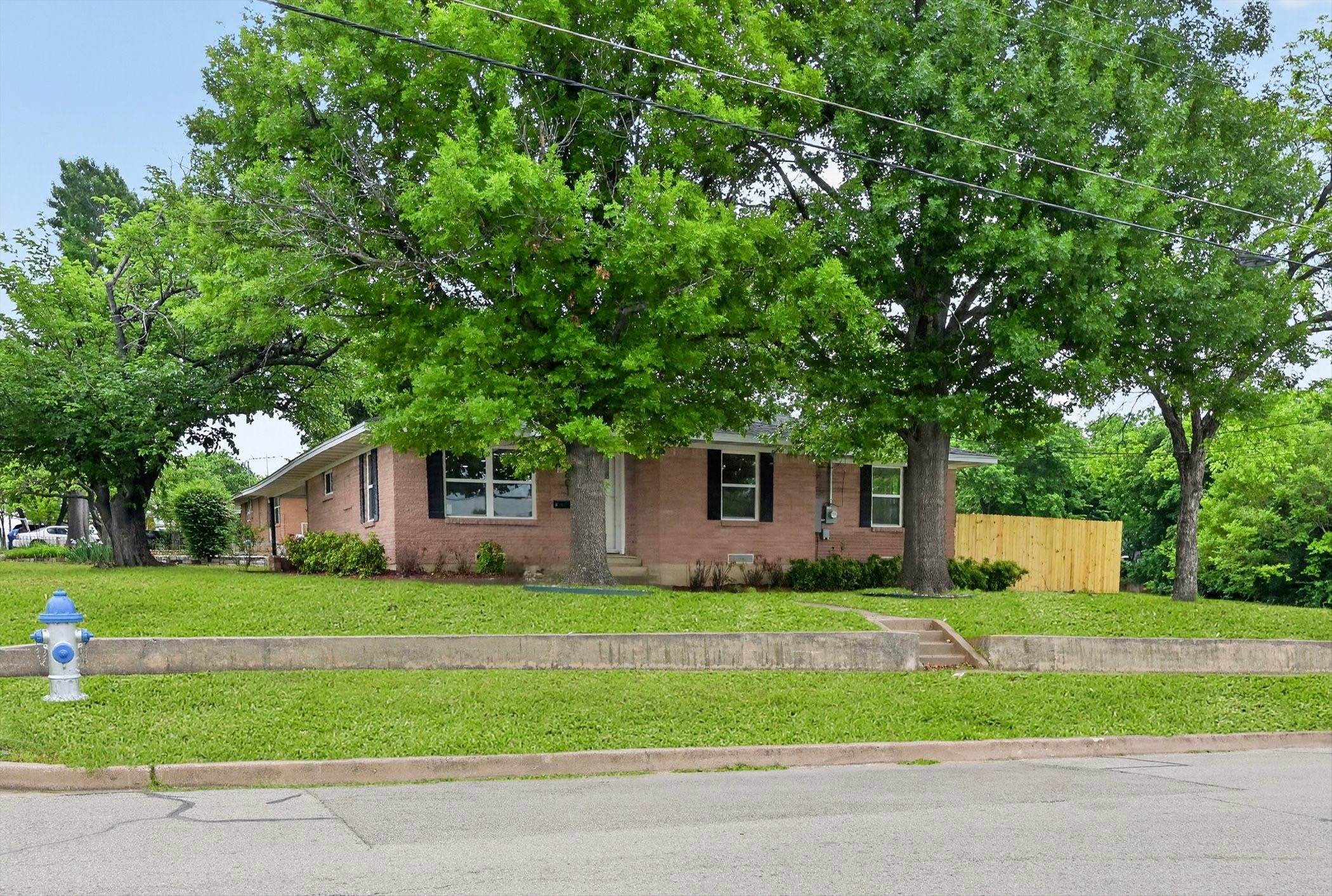 801 S Tennessee Street Mckinney TX 75069