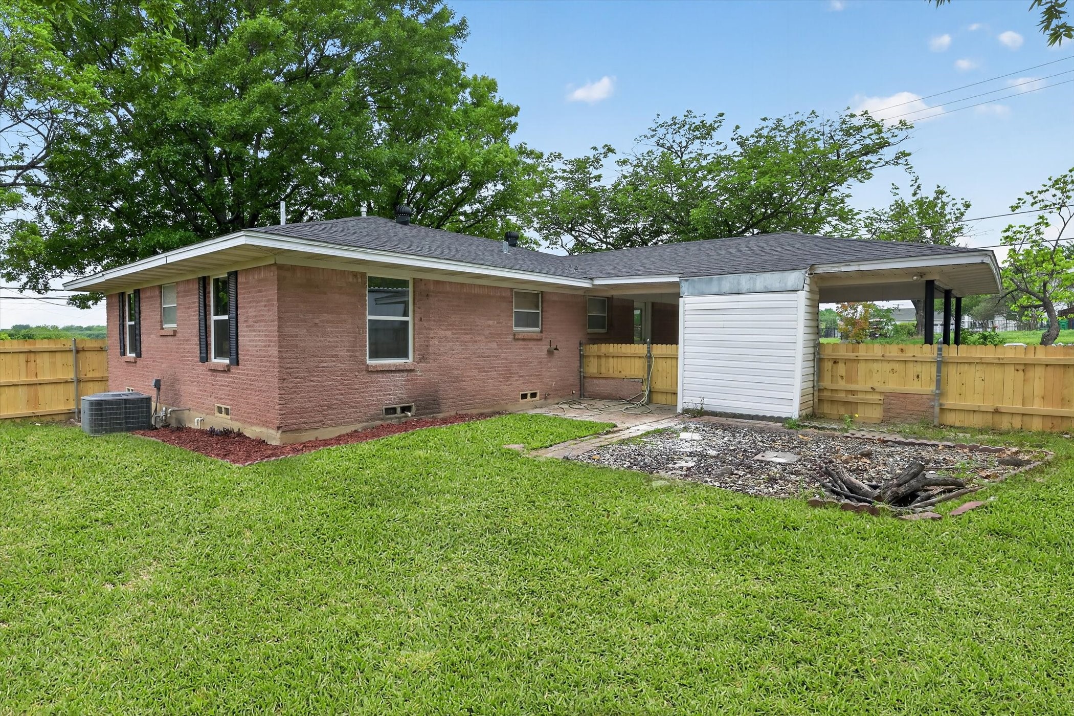 801 S Tennessee Street Mckinney TX 75069