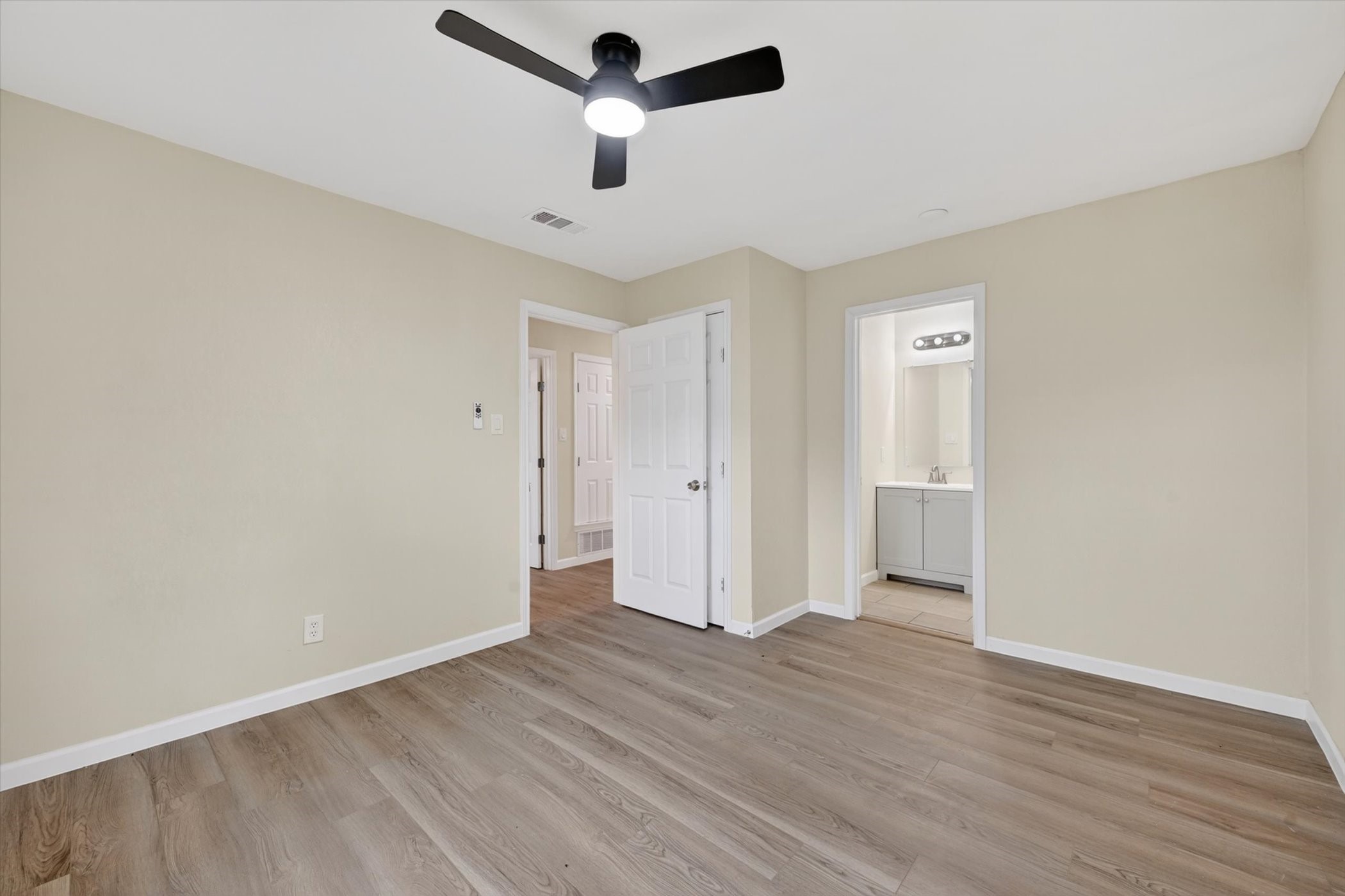 801 S Tennessee Street Mckinney TX 75069