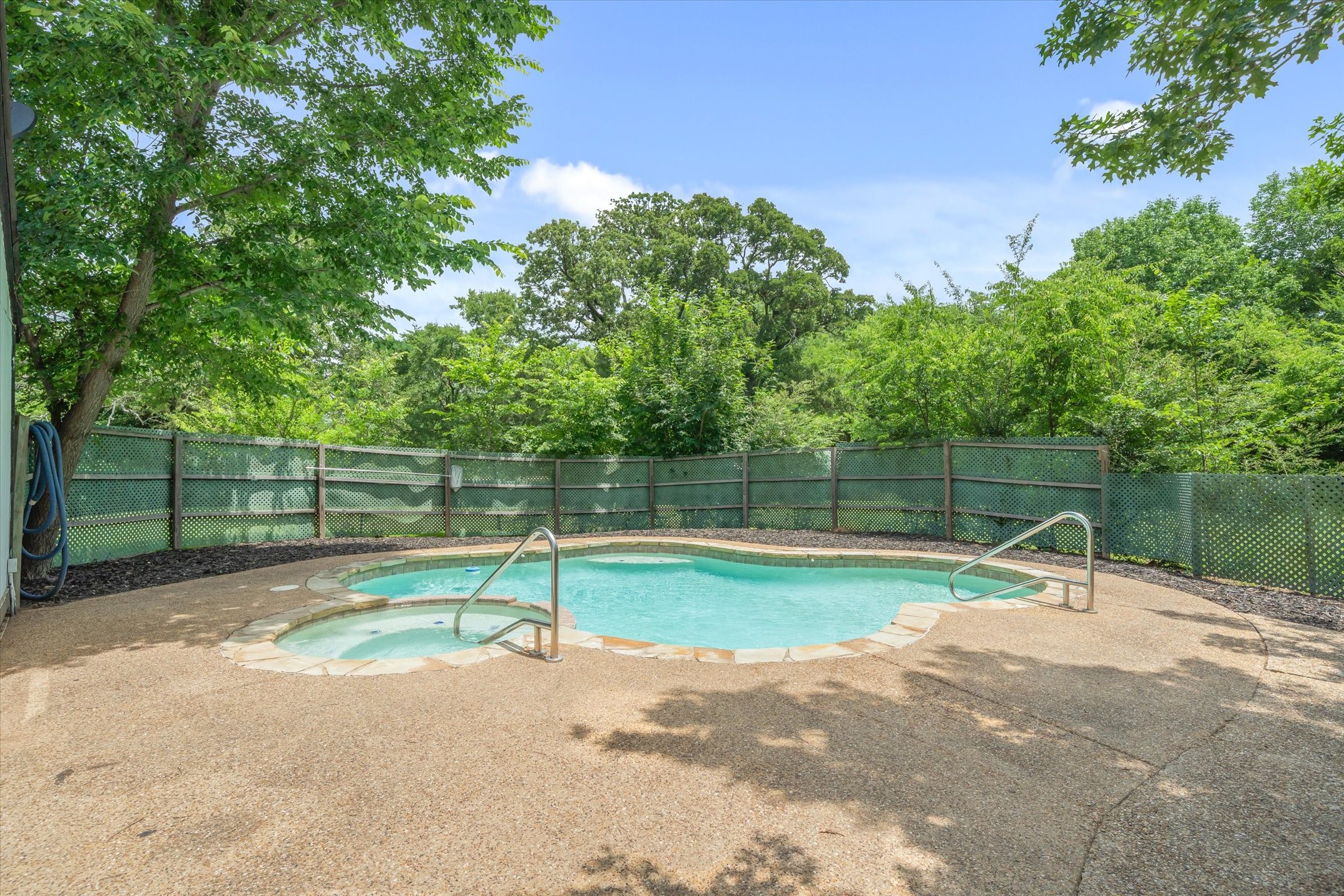 1003 Vz County Road 2128 Wills Point TX 75169