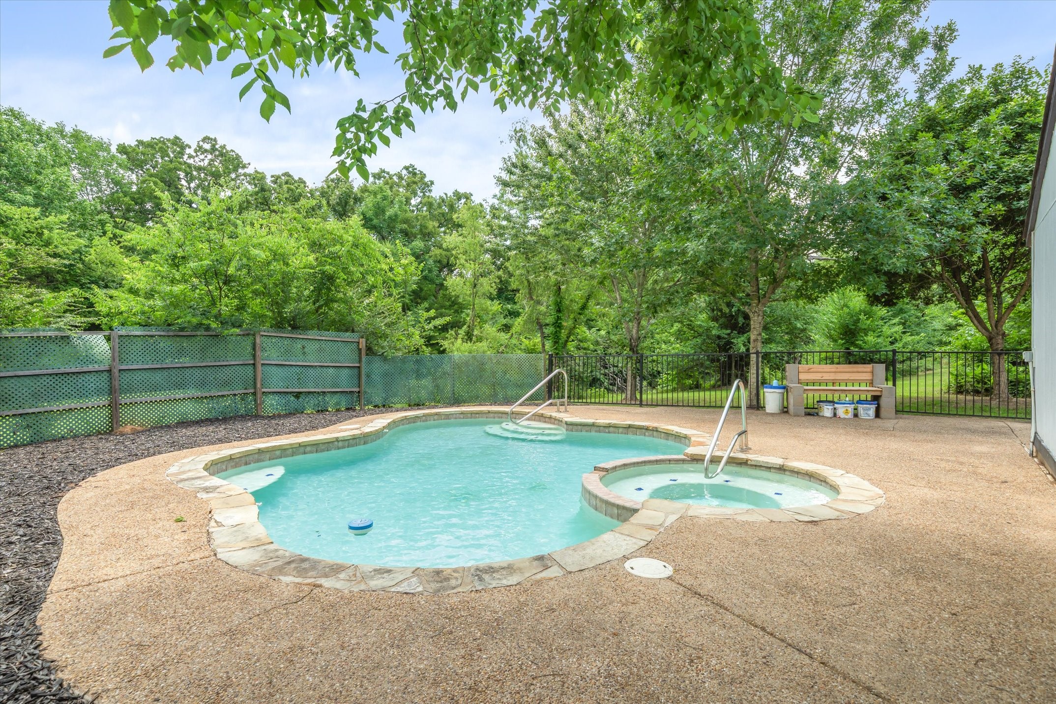 1003 Vz County Road 2128 Wills Point TX 75169
