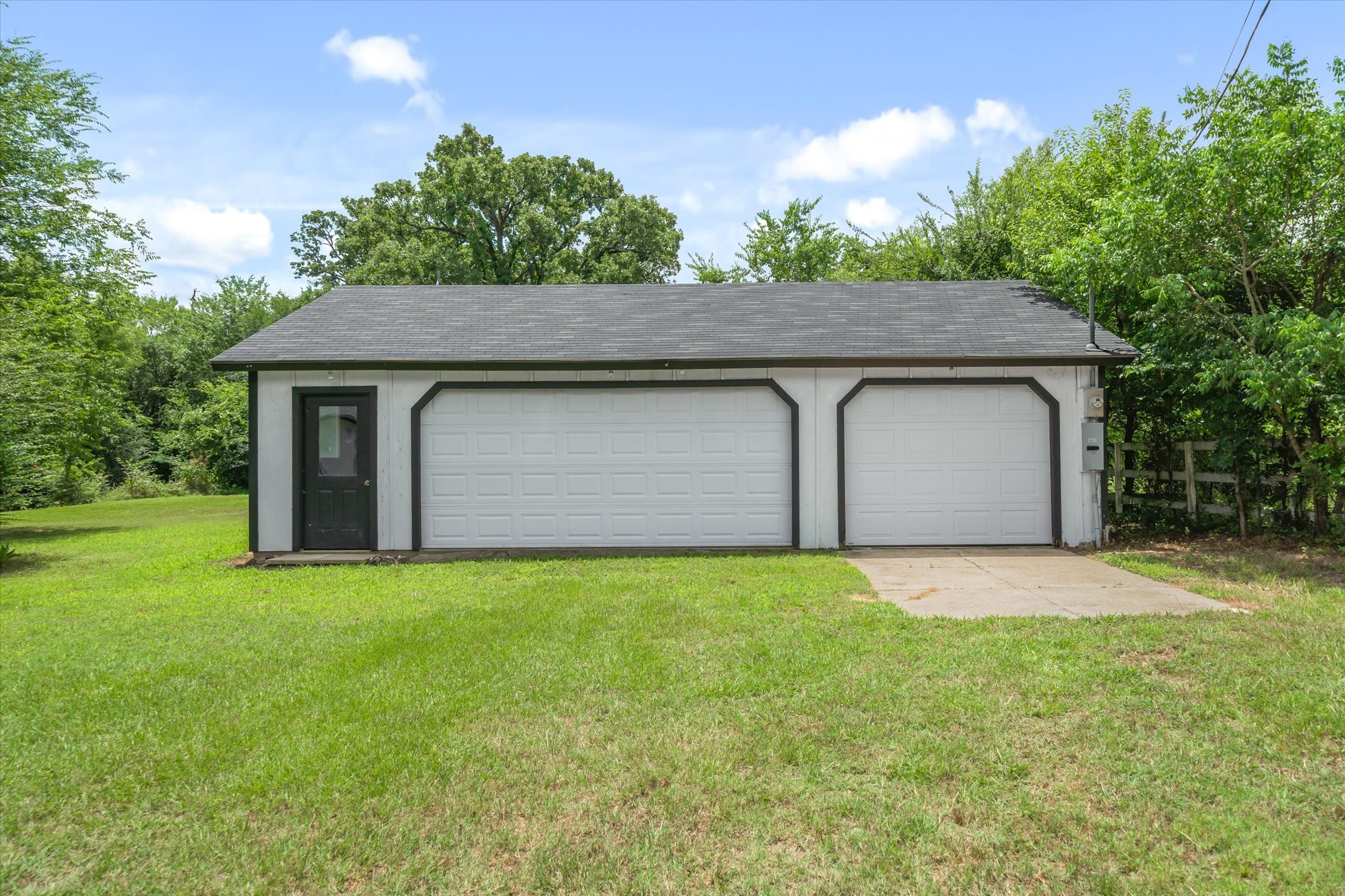 1003 Vz County Road 2128 Wills Point TX 75169
